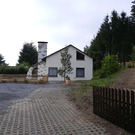 Eichhornchen * Ulmen